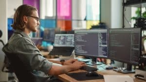 debt collection for the IT sector, managed tech contracts and IT maintenance fees in Australia